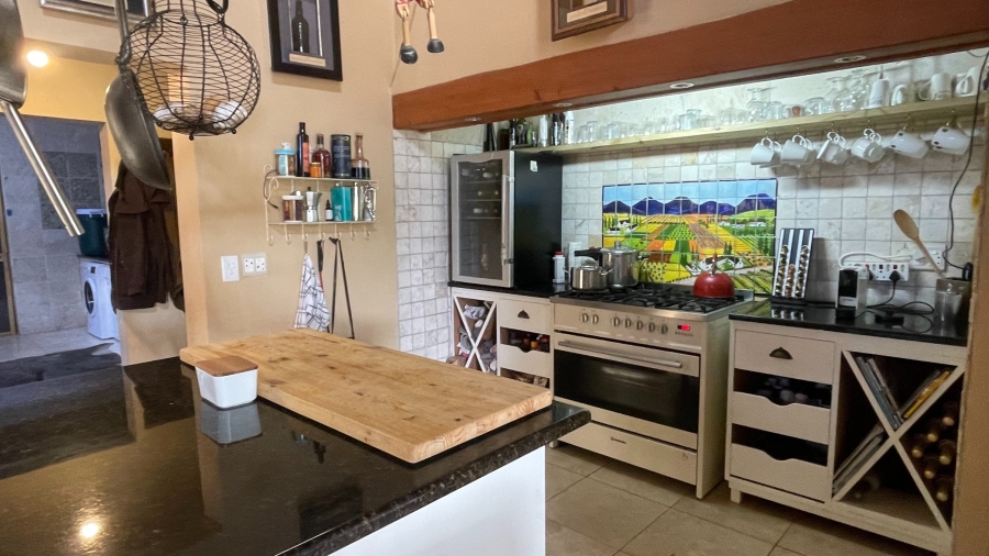 5 Bedroom Property for Sale in Barrydale Western Cape